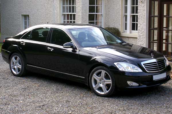 Mercedes S320 Side View